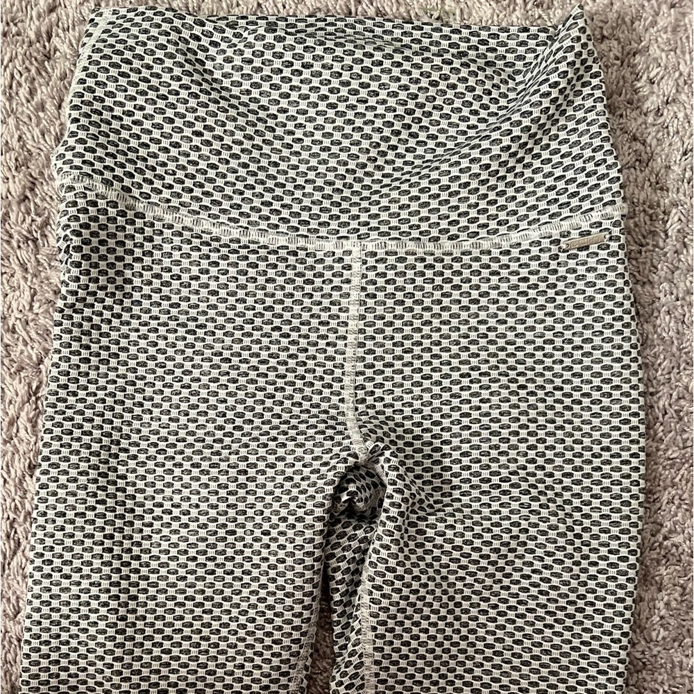 Scrunched butt leggings - Picture 7 of 7